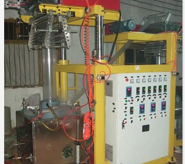PVC는 수축 기둥에 의하여 불어진 영화 기계 제조자 30-45kg/H 산출을 가열합니다